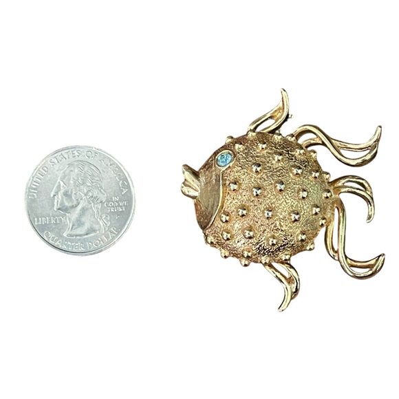 Vintage Fuller Solid Perfume Locket Blow Fish Brooch - Picture 2 of 7